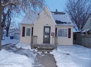 910 11th Ave SW, Austin, MN 55912