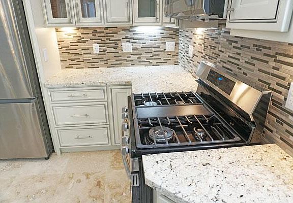 5th image of 725 6th Ave #1