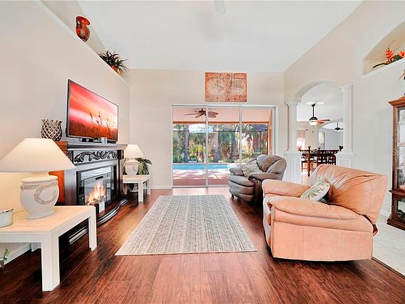 5th image of 243 Long Meadow Ln