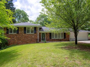 1100 Delmont Ter, Roswell, GA 30075