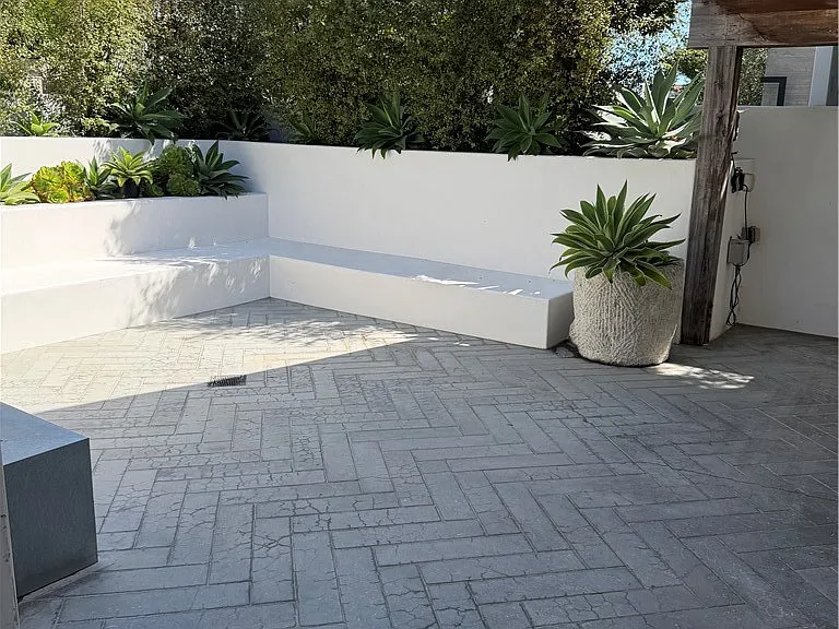 717 Jasmine Ave #A — Photo 2