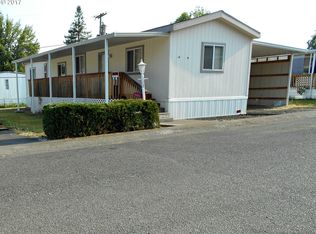 108 NE Calypso Ave, Roseburg, OR 97470
