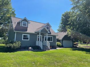 2129 Nine Mile Rd, Kawkawlin, MI 48631