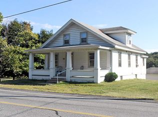 29 Oak Grove Rd, Pine Grove, PA 17963