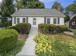 12 Roach St, Quincy, MA 02169