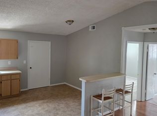 1069 Indiana Ave APT A, Palm Harbor, FL 34683