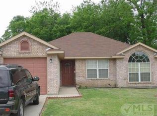 1124 E Broadway Ave, Fort Worth, TX 76104