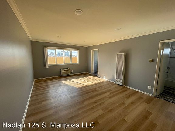 4th image of 125 S Mariposa Ave APT 22