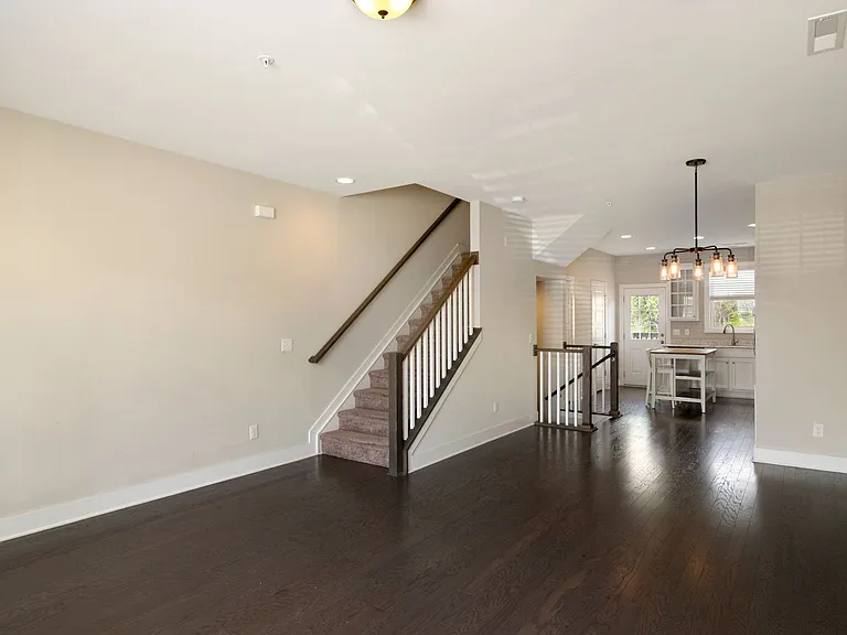 2801 Wilshire Hill Dr #107 — Photo 14