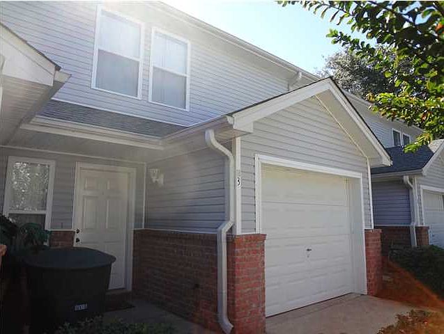 1st image of 10 Park Cir SE Unit A3