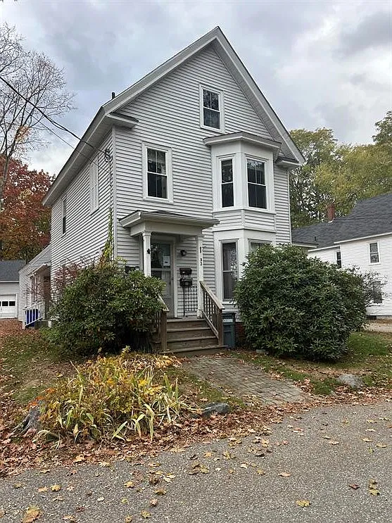 32 Union Street Exeter NH — Photo 1