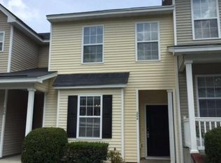 204 Brookshire Rd, Goose Creek, SC 29445