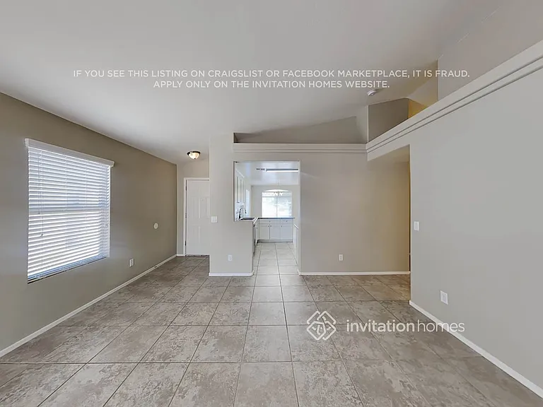 12572 W Saint Moritz Ln — Photo 4
