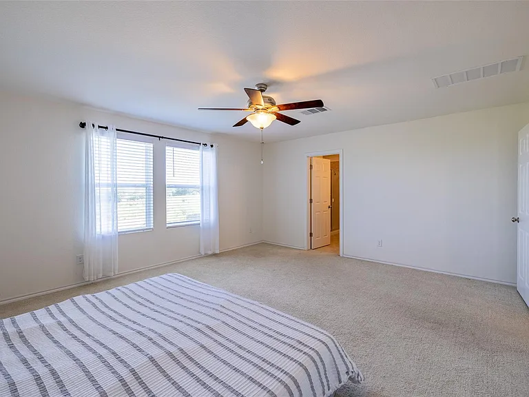 6300 Routenburn St — Photo 30