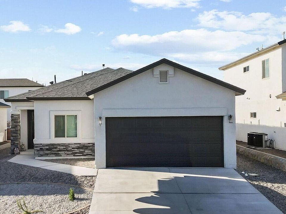 1st image of 13869 Paseo De Gloria Ave