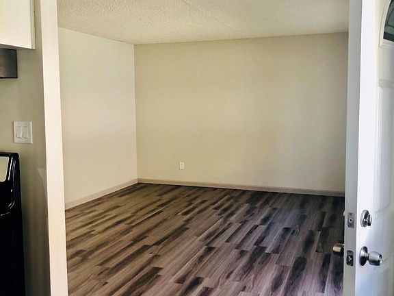4th image of 365 H St APT C