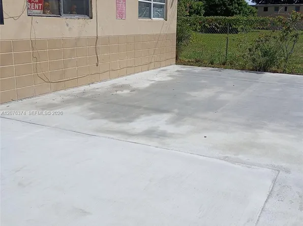 1815 Ali Baba Ave, Opa Locka, FL 33054
