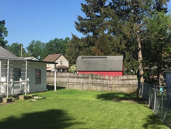 4th image of 5020 Oroszy Ave