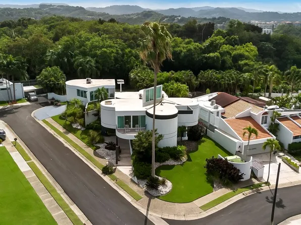 Calle Acropolis Urb Monte Olimpo #C-11, Guaynabo, PR 00969