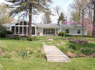 3422 Chickering Ln, Bloomfield Hills, MI