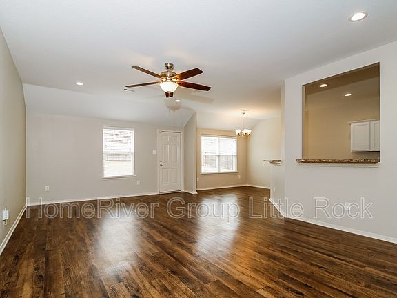3rd image of 17009 Crooked Oak Dr