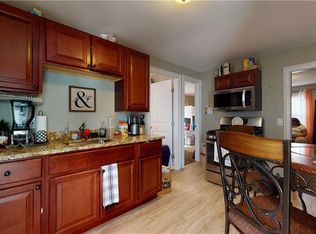 44 Division St #3L, Manville, RI 02838