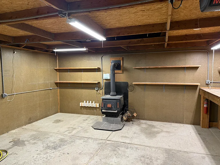 850 Sierra Rd W — Photo 12