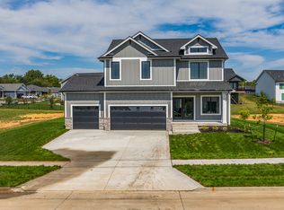 1005 NE 22nd St, Grimes, IA 50111