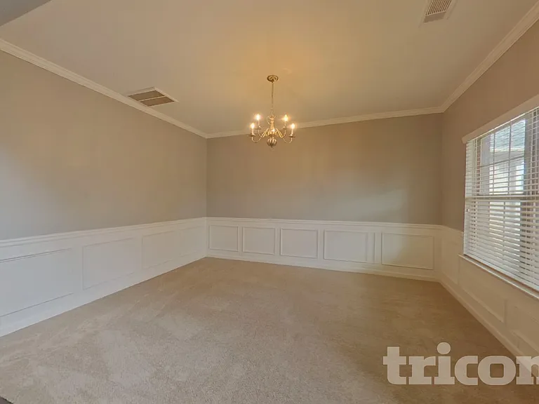1562 Pressley Ln — Photo 18