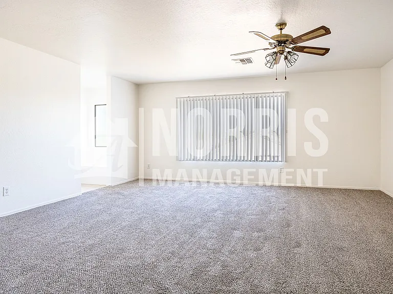 1632 E Cardinal Dr — Photo 32
