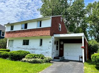 209 Mount Vernon Rd, Amherst, NY 14226