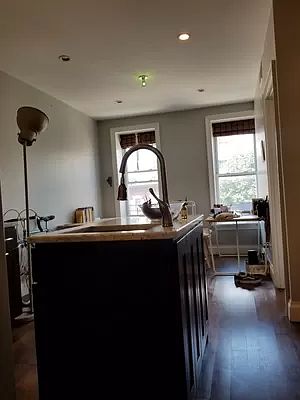 1st image of 164 Hart St #2A
