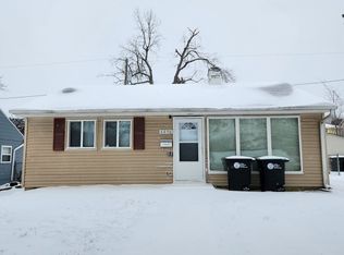 6650 Decatur St, Omaha, NE 68104