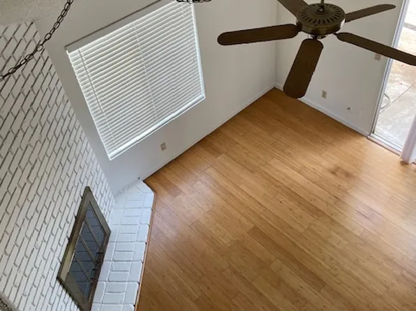 1250 E Shaw Ave APT 151, Fresno, CA 93710