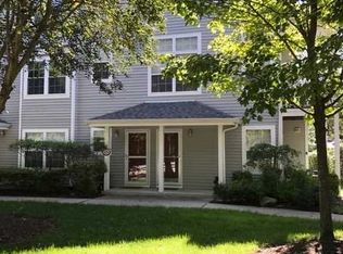 1372 Oxford St, Mahwah, NJ 07430
