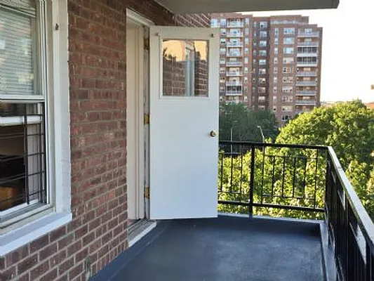 Rented by Trebach Realty | media 11