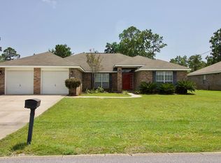8747 High School Blvd, Navarre, FL 32566