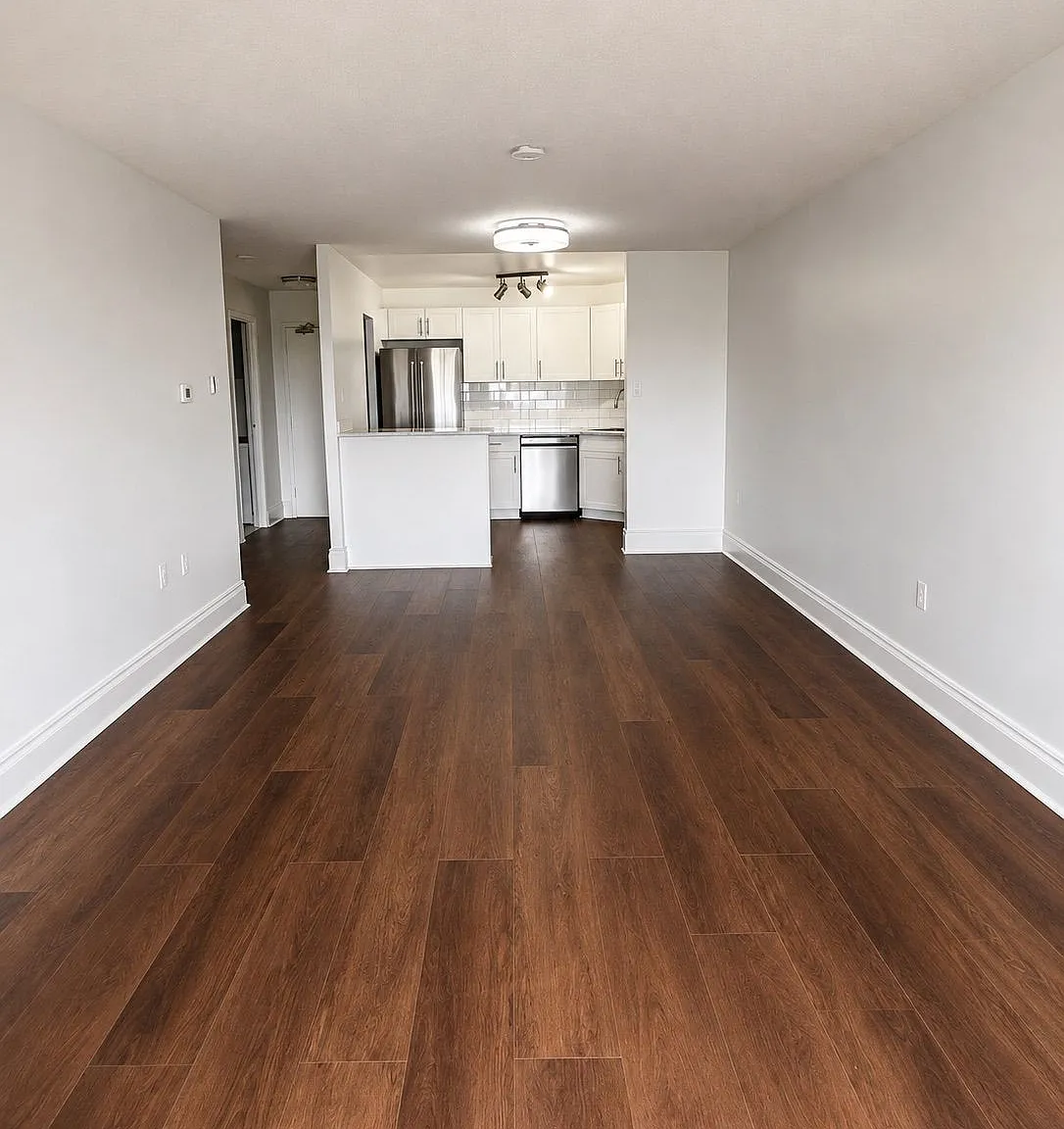 1 bed, $1,600 — Photo 2