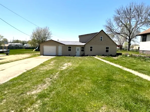 410 N Dearborn St, Maquoketa, IA 52060