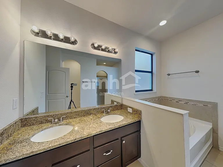11621 Winterset Cove Dr — Photo 12
