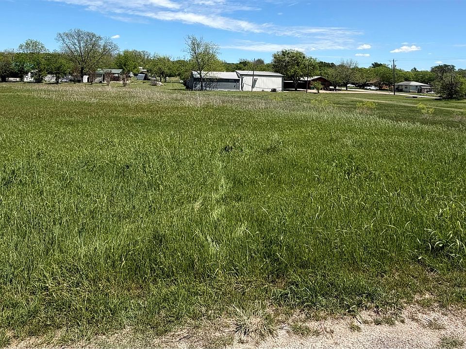 2nd image of 3rd St