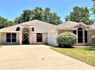 2810 Beacon Hill Dr, Rockwall, TX 75087