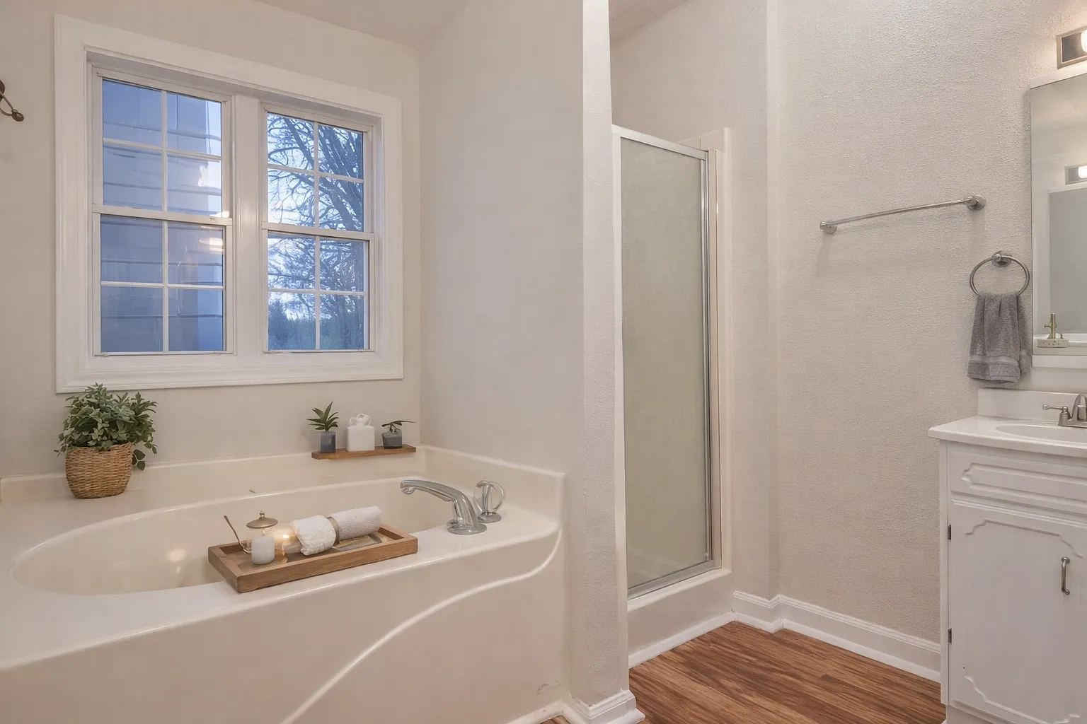 154 Leighs Grove Ct — Photo 2