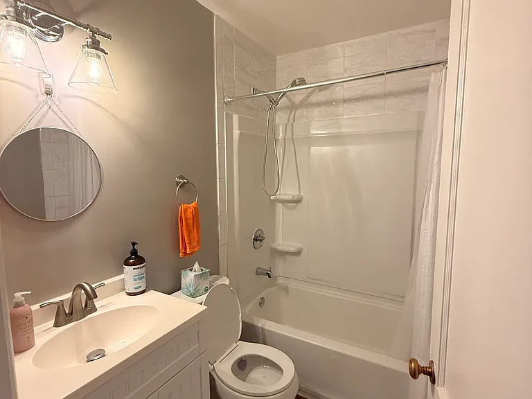 Connors Ct — Photo 11