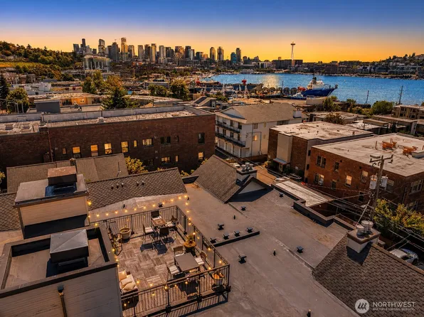 2035 Eastlake Avenue E #301, Seattle, WA 98102
