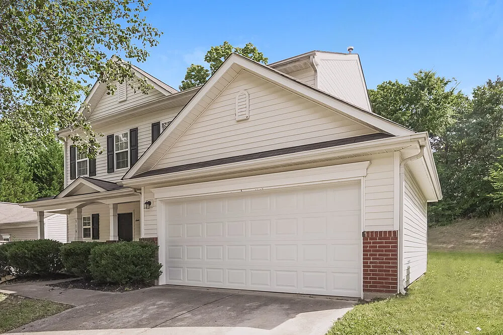 3 bed, 2.5 bath, 1498 sqft, $2,055 — Photo 4