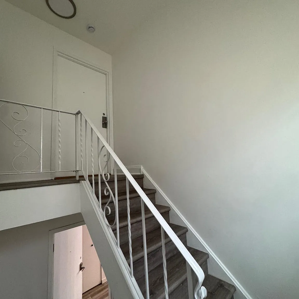 2 bed, 1.5 bath, 1968 sqft, $1,900 — Photo 3