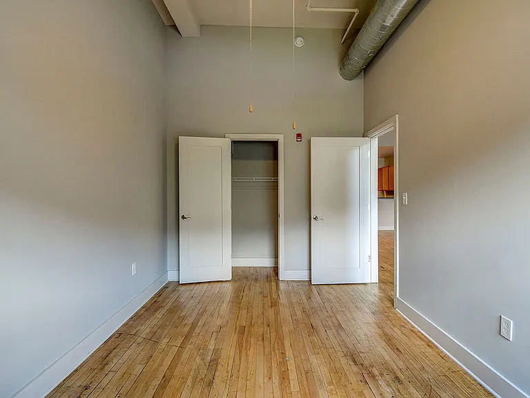1025 Market St — Photo 23