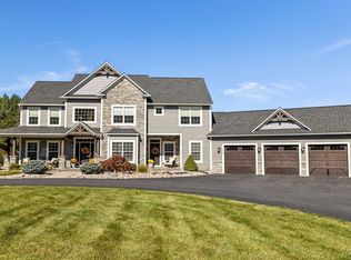 2020 Limber Pine Cir, Manlius, NY 13104