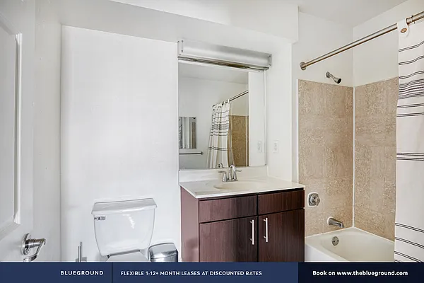 Rented by The Blueground | media 53